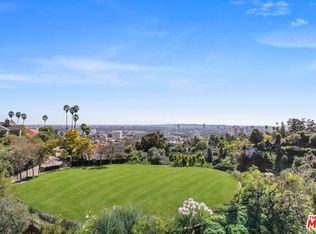 7200 La Presa Dr, Los Angeles, CA 90068