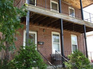 14 Holyoke St, Easthampton, MA 01027