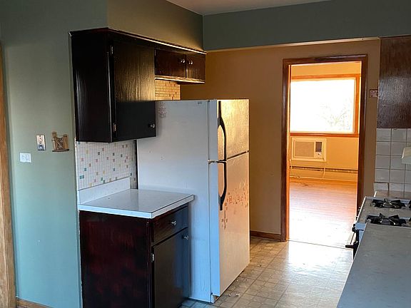 5th image of 6157 W Montrose Ave #2S