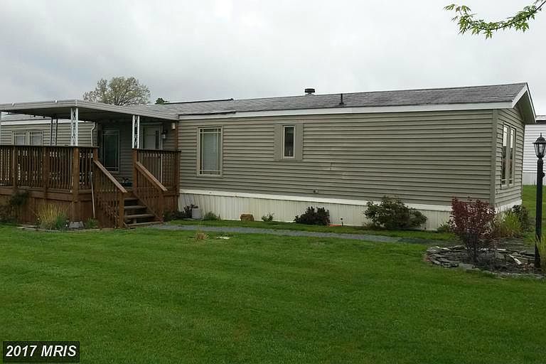 1st image of 8 Buffalo Dr