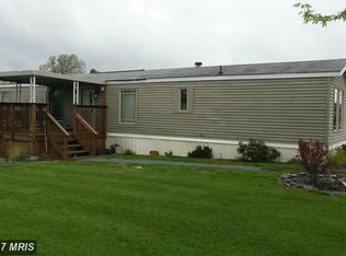 8 Buffalo Dr, Shippensburg, PA 17257
