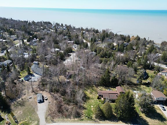 5th image of 321 Tyendinaga Rd