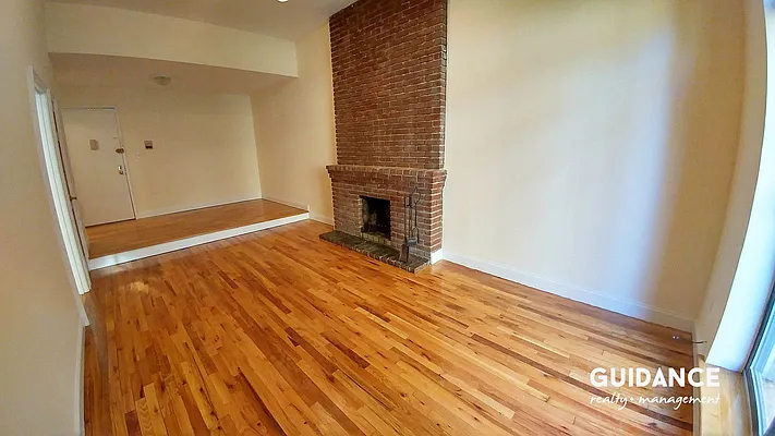 Rented by Guidance Realty Corp. | media 4