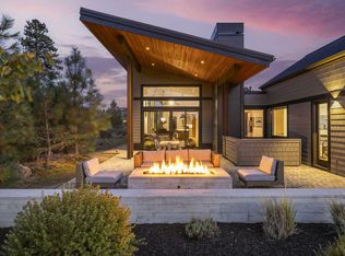 61438 Weinhard Ct, Bend, OR 97702