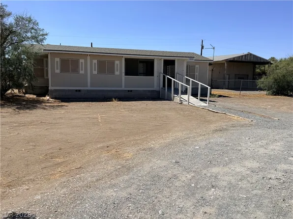 1801 W Irons St, Pahrump, NV 89048