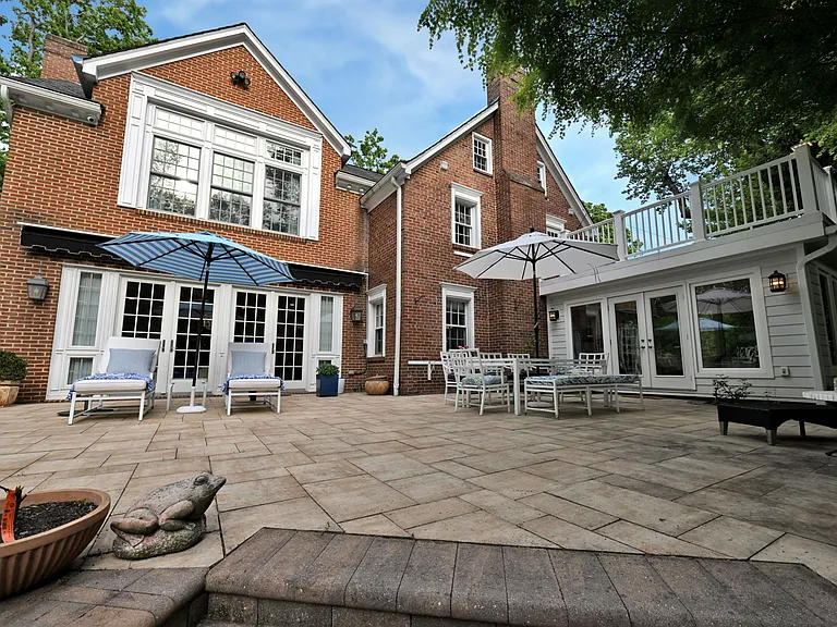 6907 Bradley Blvd — Photo 141