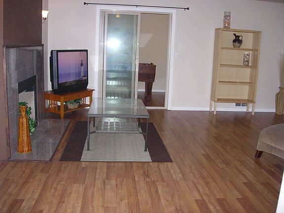 Great room with vaulted ceilings