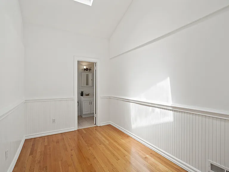 141 Idlewood Dr — Photo 13