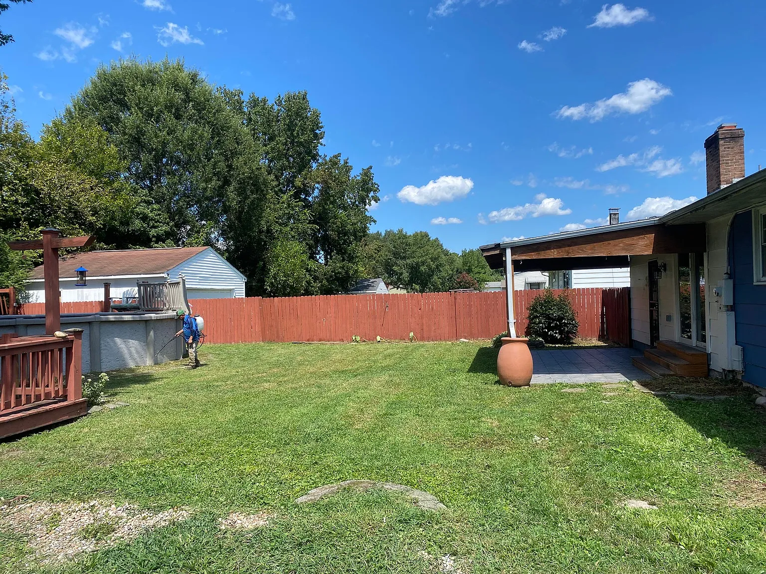 3 bed, 1200 sqft, $1,850 — Photo 2