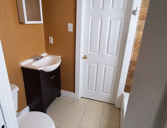 5th image of 1626 N Warman Ave