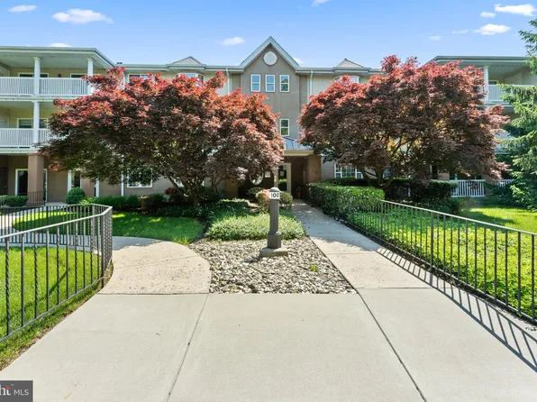 110 Paoli Pointe Dr #110M, Paoli, PA 19301