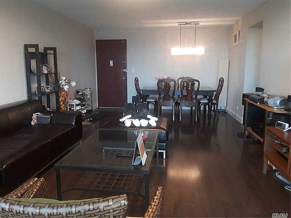 3rd image of 2 Bay Club Dr APT 6N