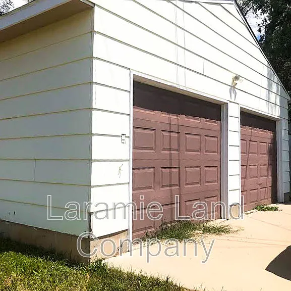 2582 W Jackson St — Photo 3