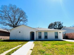 11623 Rowan Ln, Houston, TX 77072