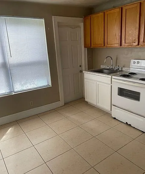 436 E Park Ave #17 — Photo 8