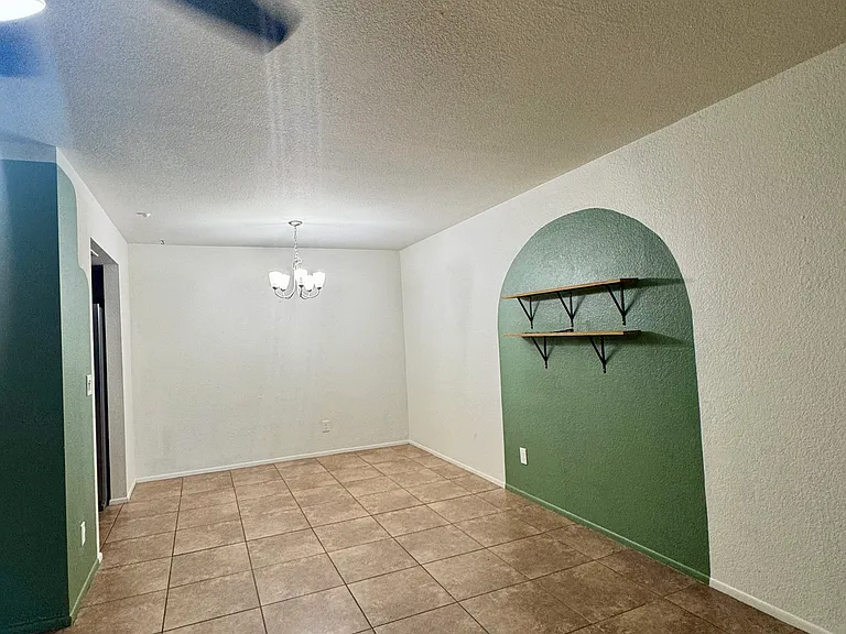 1340 N Recker Rd #125 — Photo 4