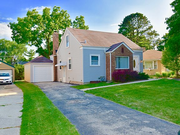 5th image of 909 Fairfield Ct