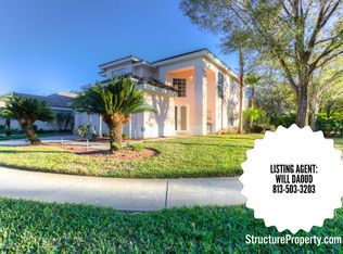 5422 Avenal Dr, Lutz, FL 33558