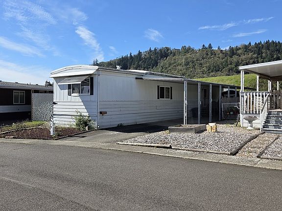 2nd image of 512 Shadow Ranch Ln