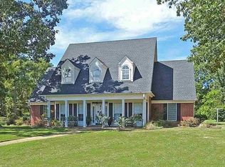 6701 Northern Hills Dr, Texarkana, AR 71854