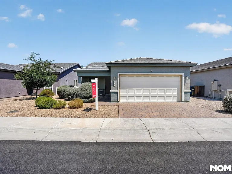 524 W Harwell Rd — Photo 30