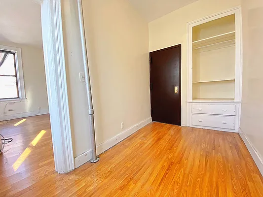 Rented by Corcoran | media 7