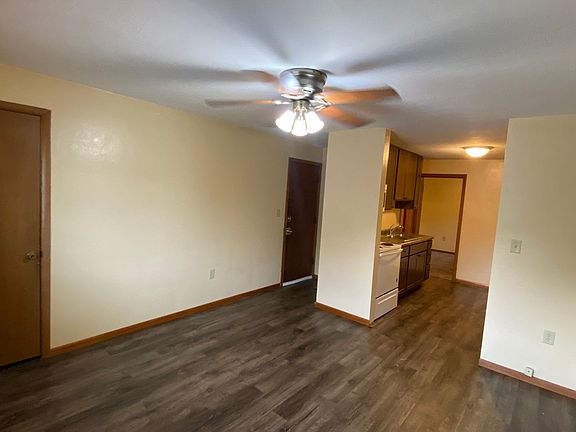 3rd image of 814 3rd Ave SW #1