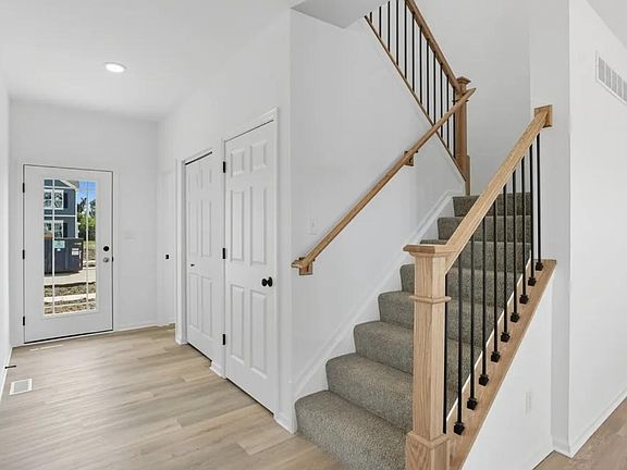 5th image of 3058 Fawn Ln