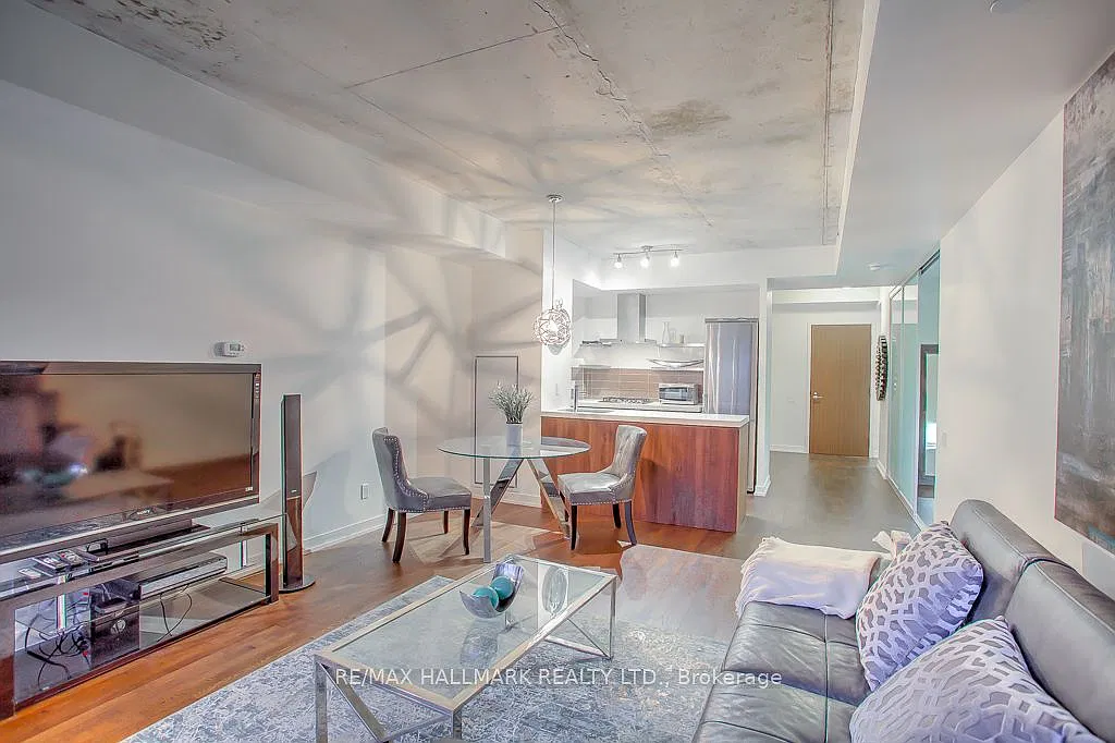 2 bed, $3,400 — Photo 4