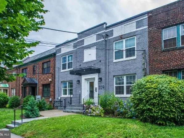 709 Jackson St NE APT 3, Washington, DC 20017