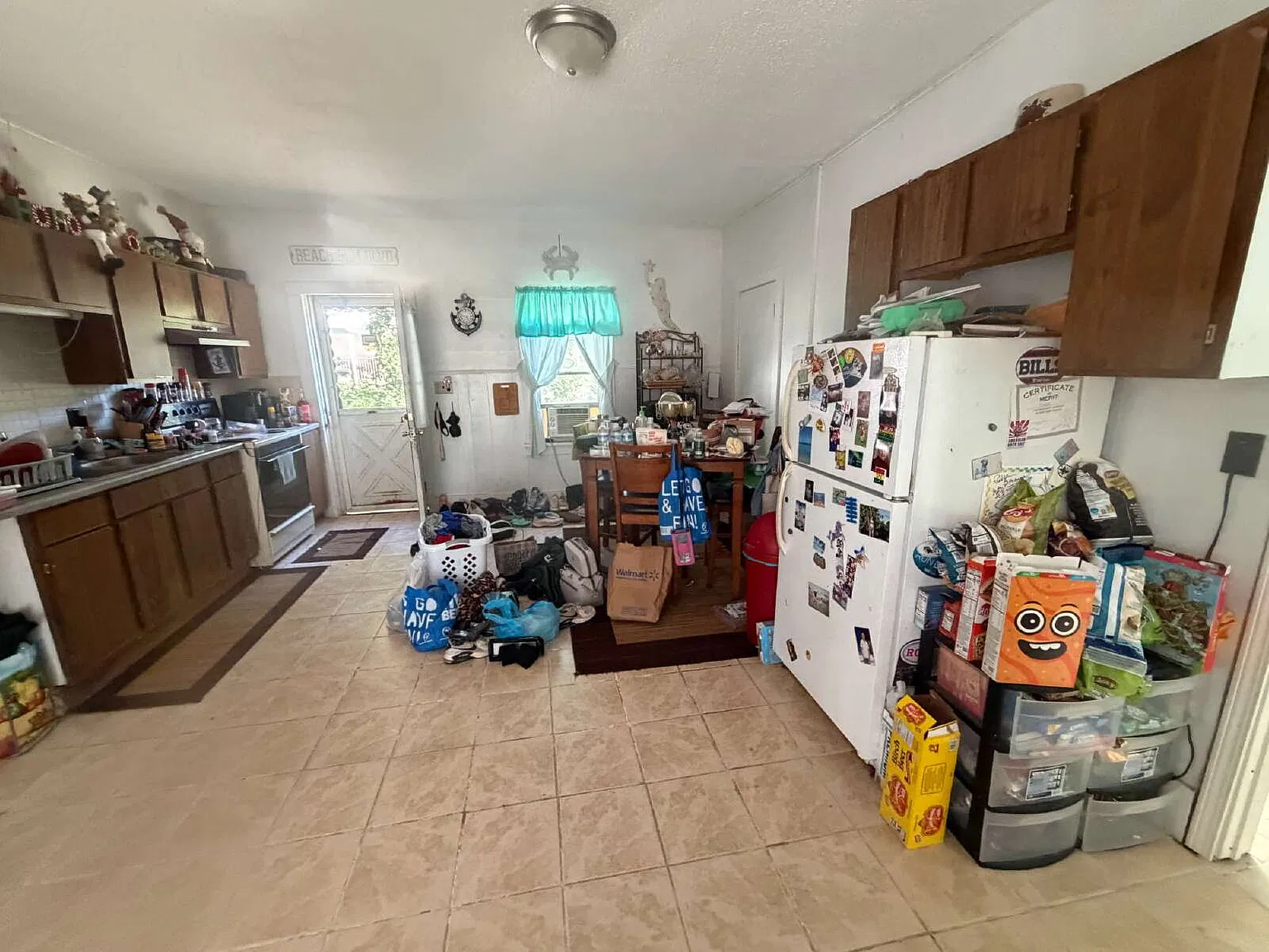 2 bed, 1.0 bath, $1,195 — Photo 2