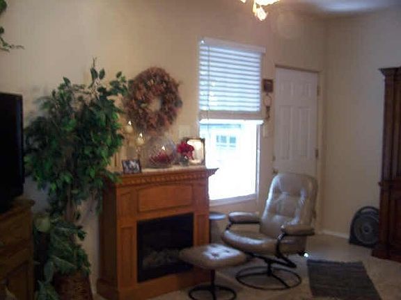 4th image of 7028 Deer Hollow Ct