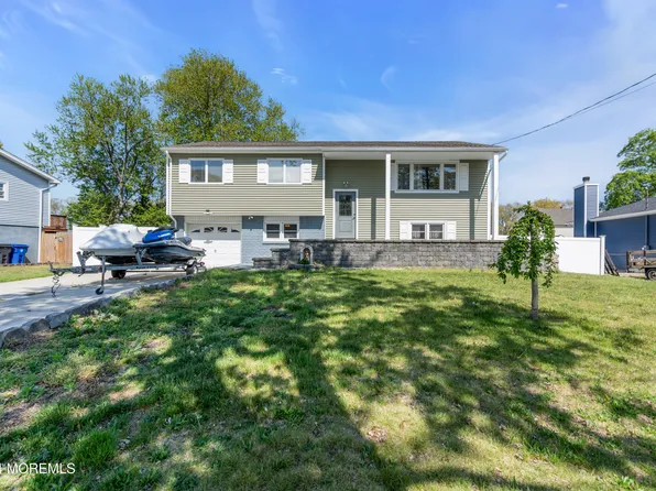 573 Fountain Drive, Toms River, NJ 08753