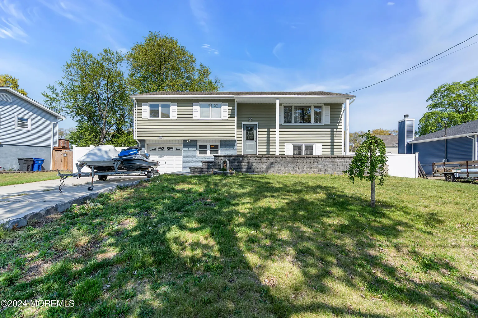 573 Fountain Drive photo 1