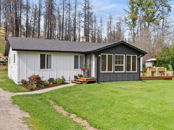 14313 E Blanchard Rd, Elk, WA 99009