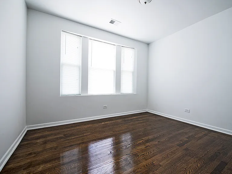 6715 S Dorchester — Photo 14