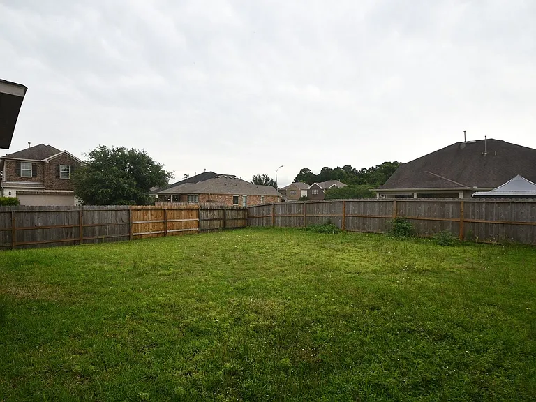 16614 Spirit Lake Ct — Photo 22