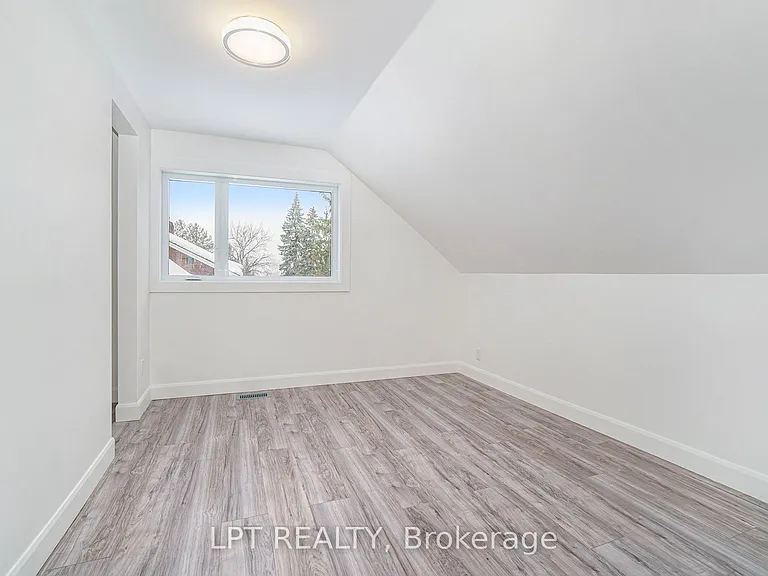 2112 Alta Vista Dr — Photo 18