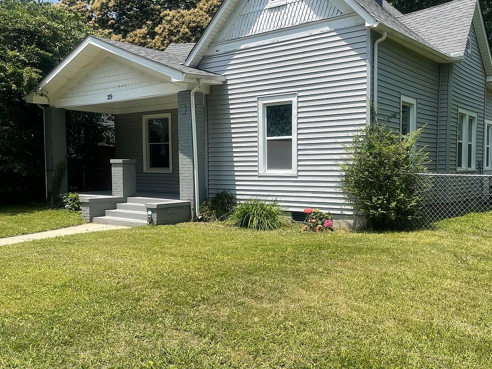 1st image of 219 E Springdale Ave