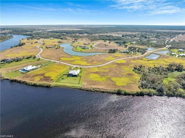 2030 Silk Bay BLVD, ALVA, FL 33920