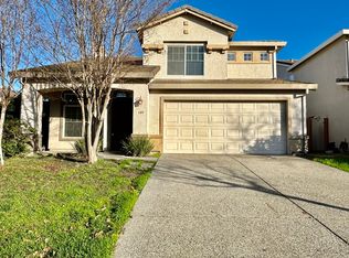689 Regency Park Cir, Sacramento, CA