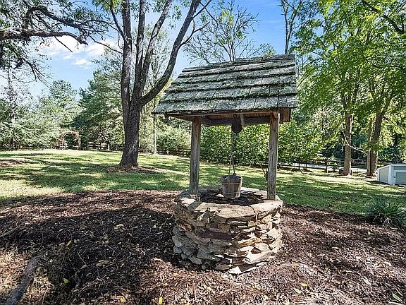 3rd image of 1210 Holly Creek Ln