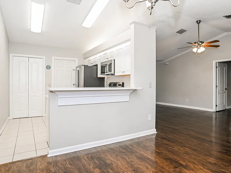 9552 Glenn Abbey Way — Photo 6