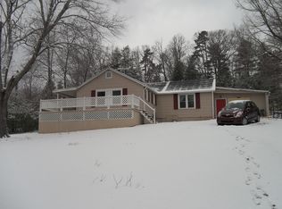 1234 Oaklawn St SE, Lenoir, NC 28645