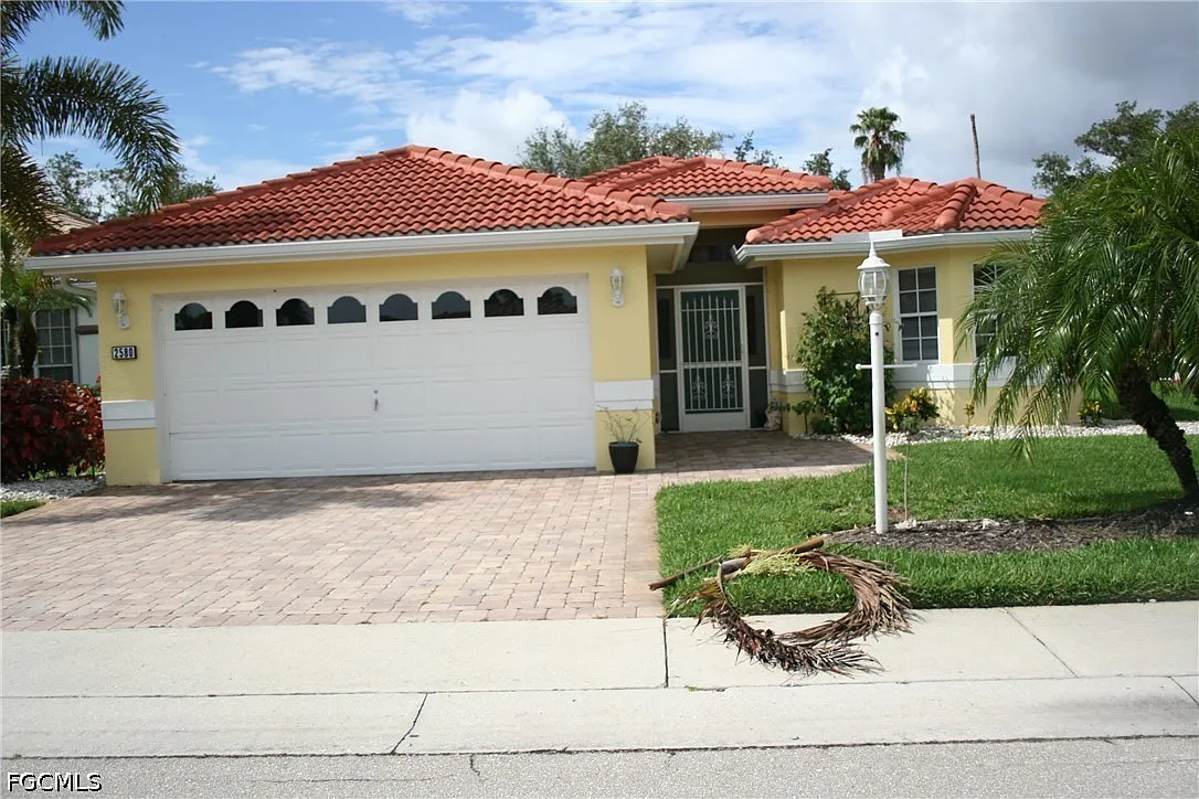 2 bed, 2.0 bath, 1229 sqft, $4,000 — Photo 1