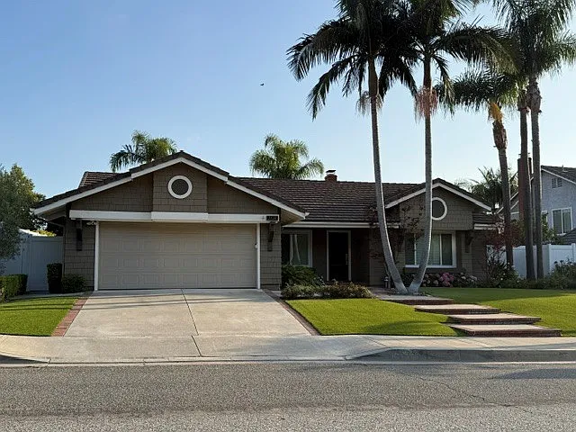 3516 E Marywood Dr — Photo 1