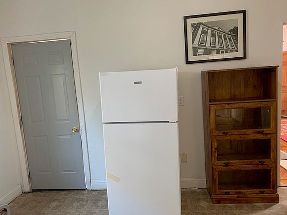 3rd image of 27 Shaw St #1