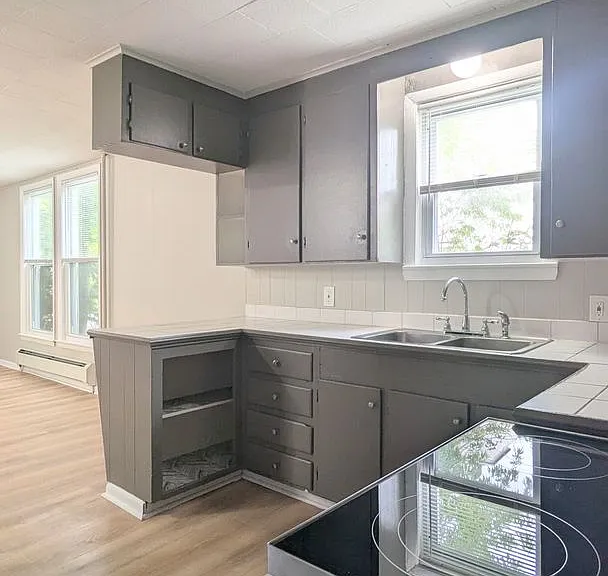 56 Silver — Photo 2