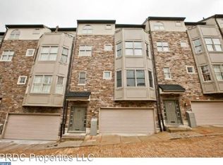 306 Dupont St, Philadelphia, PA 19128