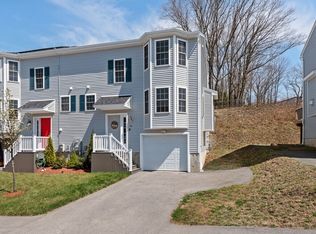 33 Bittersweet Blvd, Worcester, MA 01607